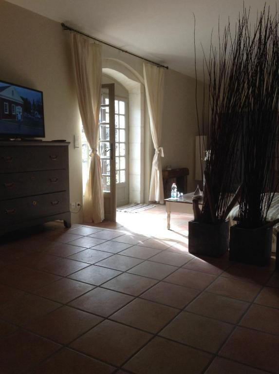 La Demeure Acomodação com café da manhã Eyguières Quarto foto